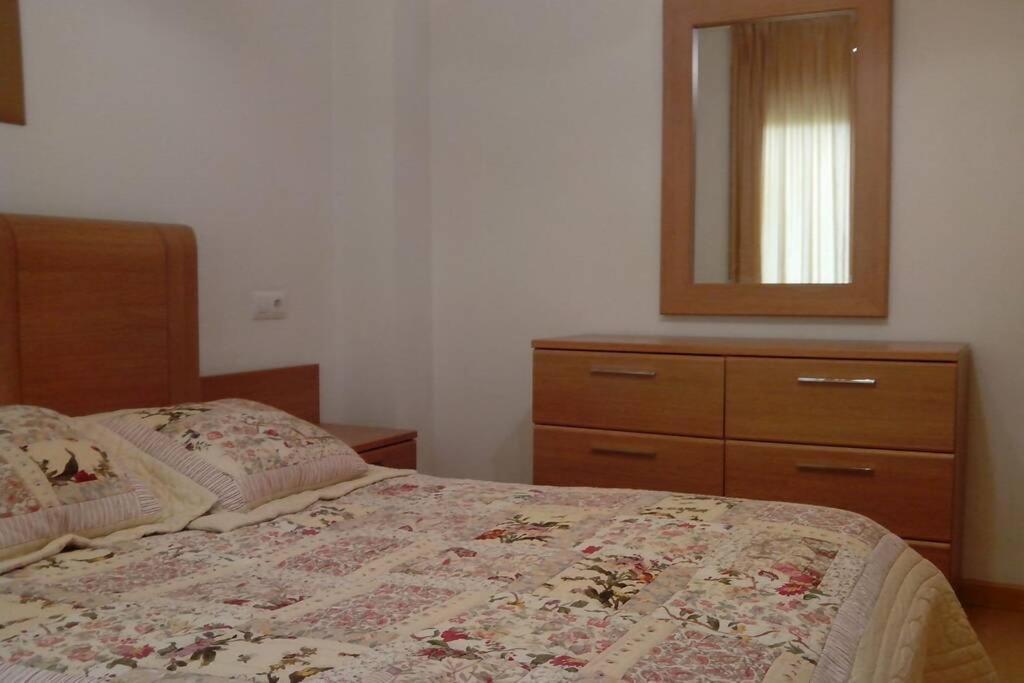Bonito Apartamento De 3 Hab. Con Jardin Roses Luaran gambar