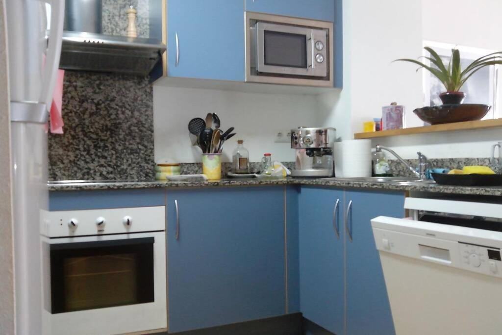 Bonito Apartamento De 3 Hab. Con Jardin Roses Luaran gambar