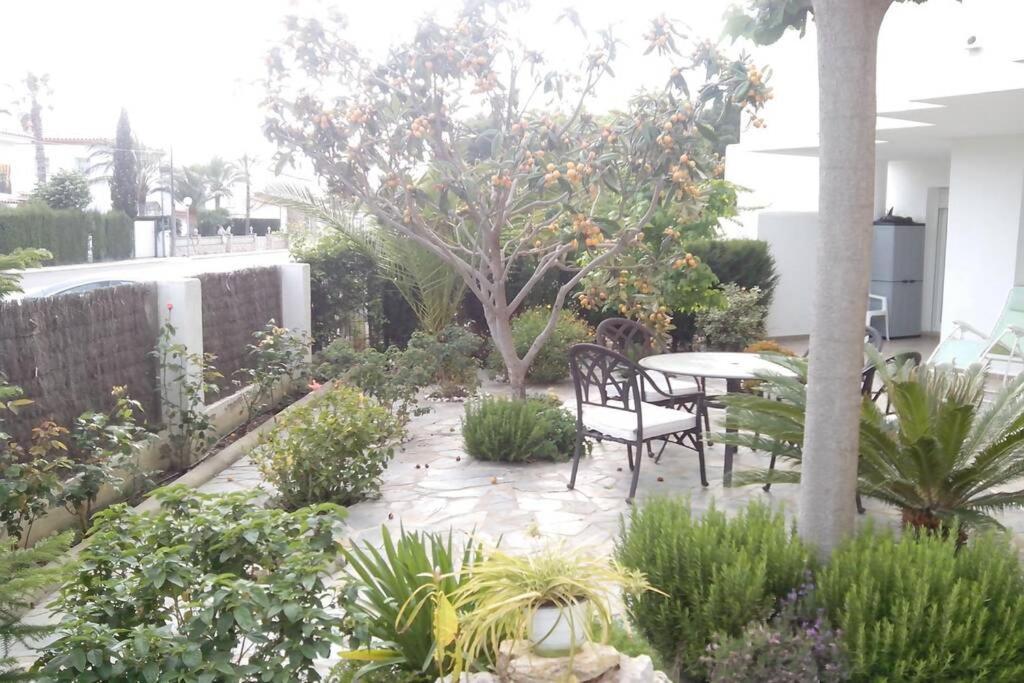 Bonito Apartamento De 3 Hab. Con Jardin Roses Luaran gambar